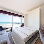Lovely With Sea-views Apartment
