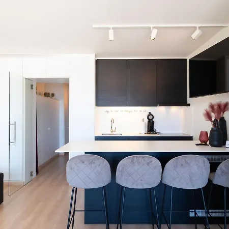 Lovely With Sea-views *