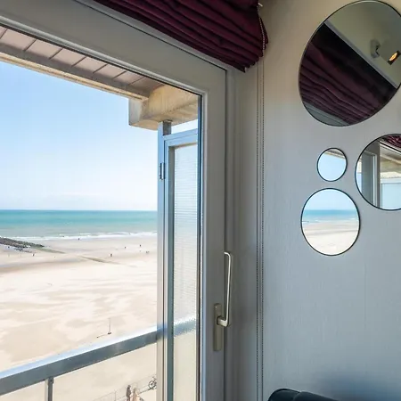 Apartment Lovely With Sea-views