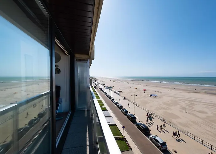 Lovely With Sea-views Apartment Middelkerke